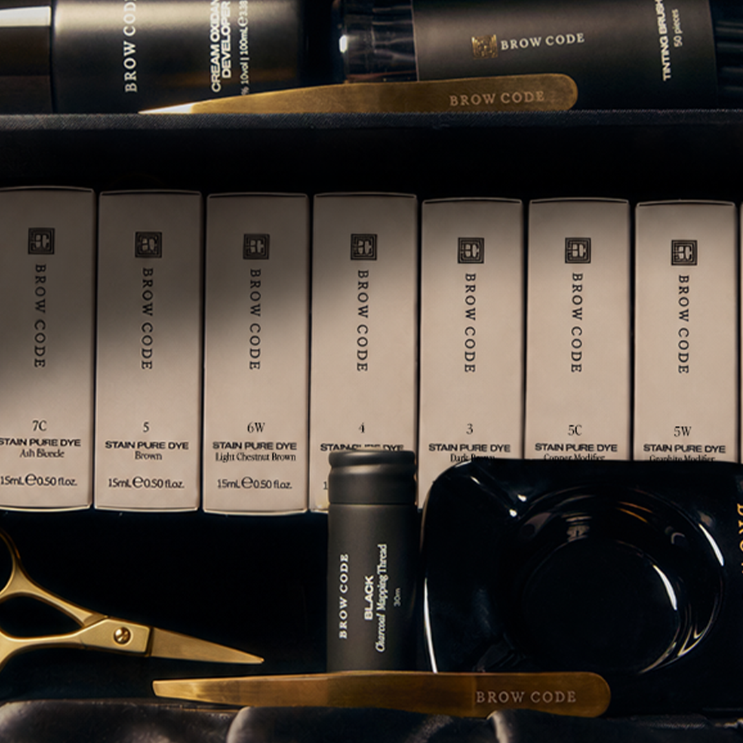 Professional Stain Pure Dye Brow Kit